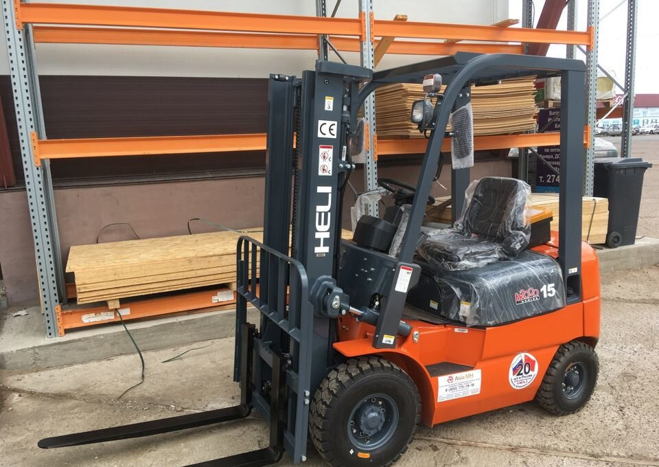 Вилочный автопогрузчик Heli (Хели) cpcd15 - Дизельный погрузчик: фото 3 Вилочный автопогрузчик Heli (Хели) cpcd15 - Дизельный погрузчик: фото 3