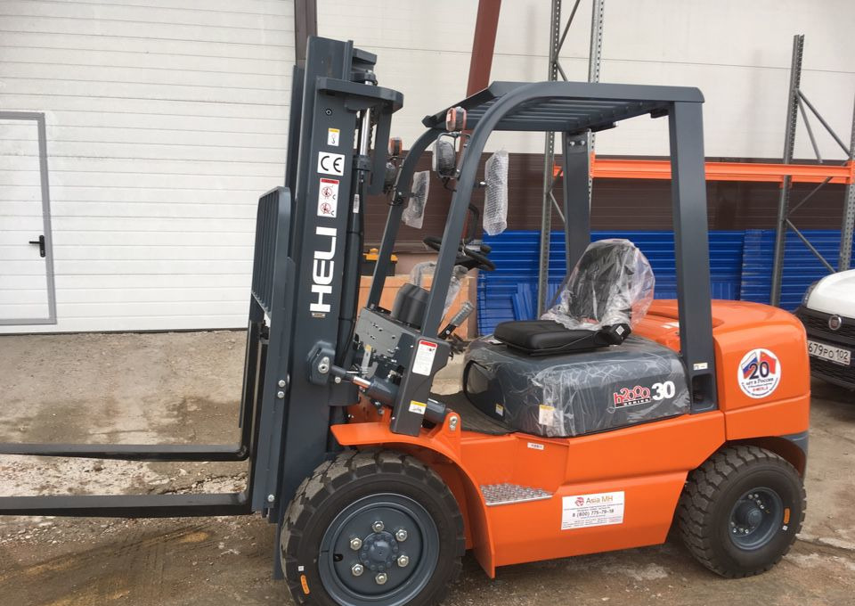 Вилочный автопогрузчик heli cpcd30 - 2019 г.в - Дизельный погрузчик: фото 1 Вилочный автопогрузчик heli cpcd30 - 2019 г.в - Дизельный погрузчик: фото 1