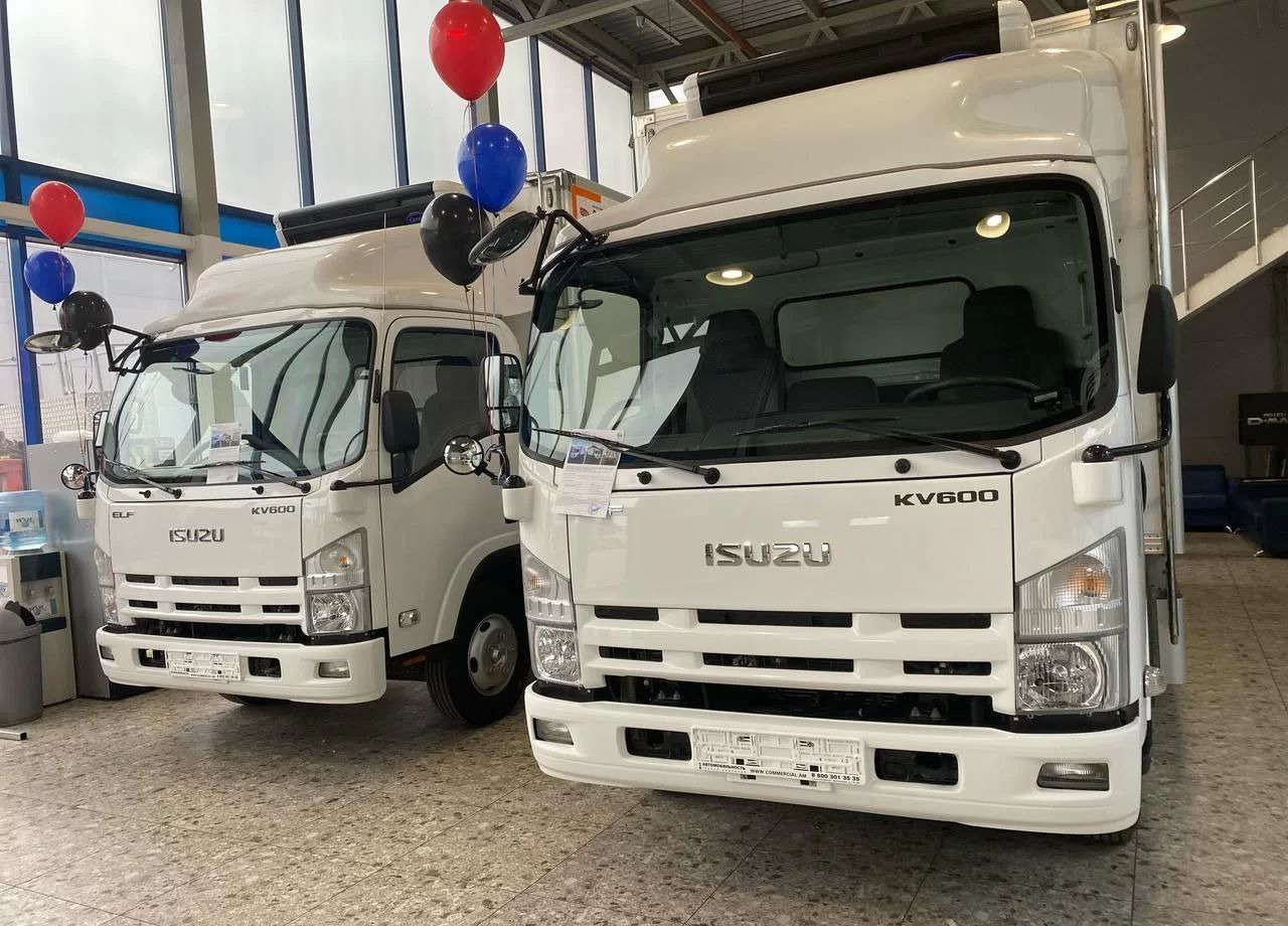 Isuzu ELF (N-series) - Фургон-рефрижератор: фото 1 Isuzu ELF (N-series) - Фургон-рефрижератор: фото 1