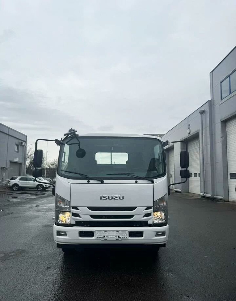 Isuzu ELF (N-series) - Малотоннажный бортовой грузовик: фото 2 Isuzu ELF (N-series) - Малотоннажный бортовой грузовик: фото 2