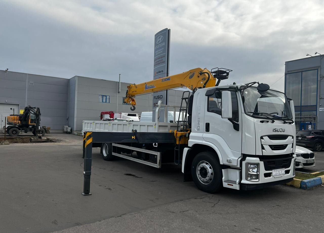 Isuzu Elf (N-series) - Бортовой грузовик/ Платформа, Автоманипулятор: фото 2 Isuzu Elf (N-series) - Бортовой грузовик/ Платформа, Автоманипулятор: фото 2