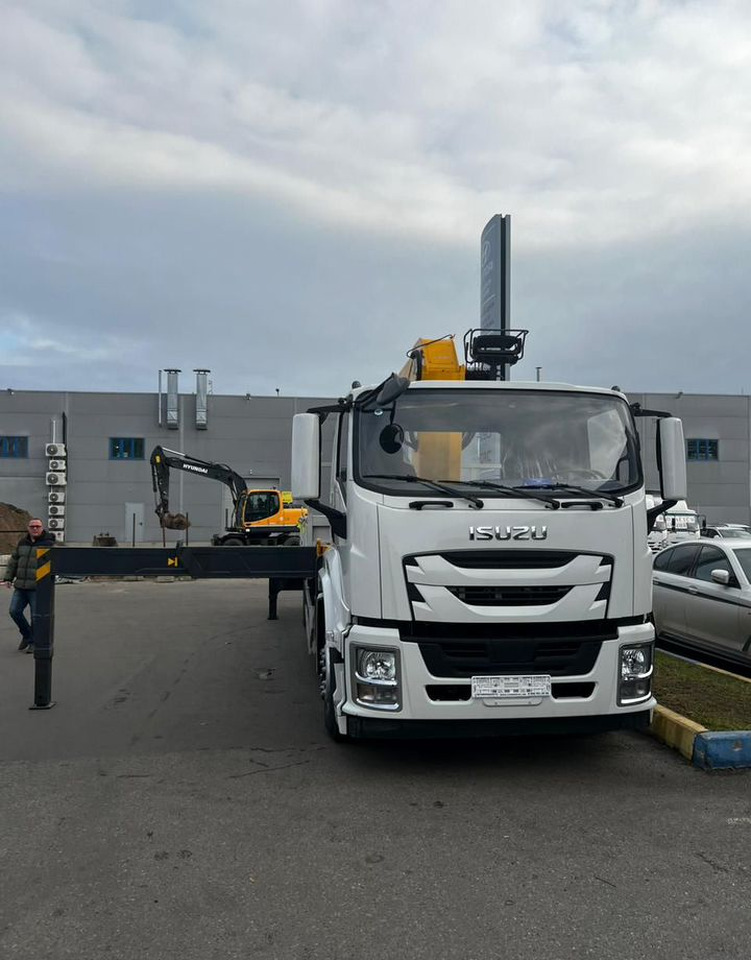 Isuzu Elf (N-series) - Бортовой грузовик/ Платформа, Автоманипулятор: фото 1 Isuzu Elf (N-series) - Бортовой грузовик/ Платформа, Автоманипулятор: фото 1
