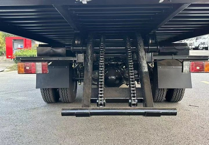 Isuzu Elf - Эвакуатор: фото 4 Isuzu Elf - Эвакуатор: фото 4