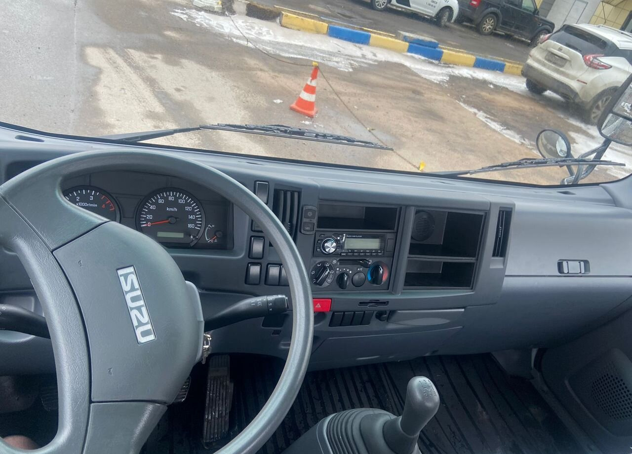 Новый Бортовой грузовик/ Платформа Isuzu Elf: фото 7