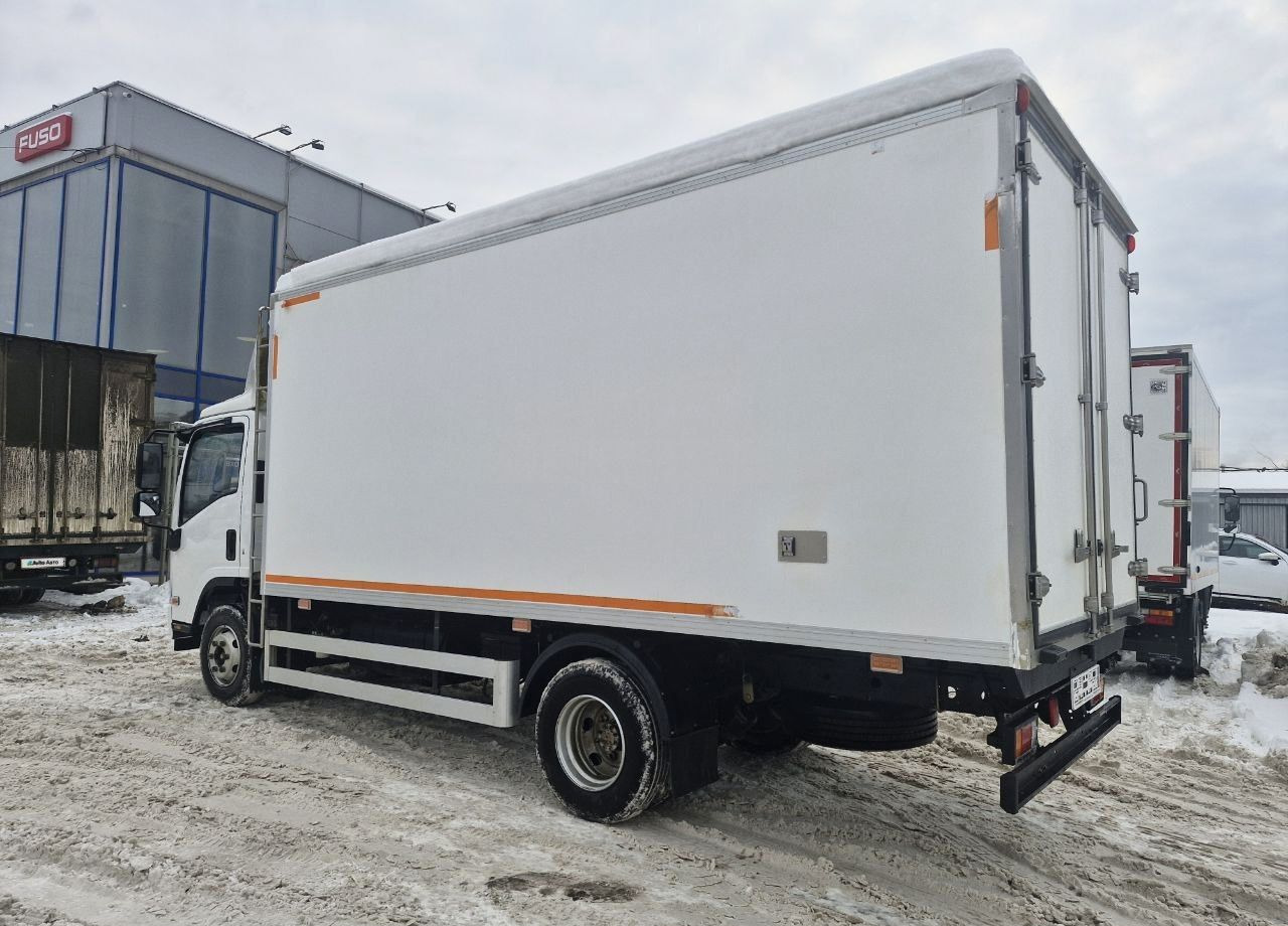 Isuzu Elf - Рефрижератор: фото 5 Isuzu Elf - Рефрижератор: фото 5