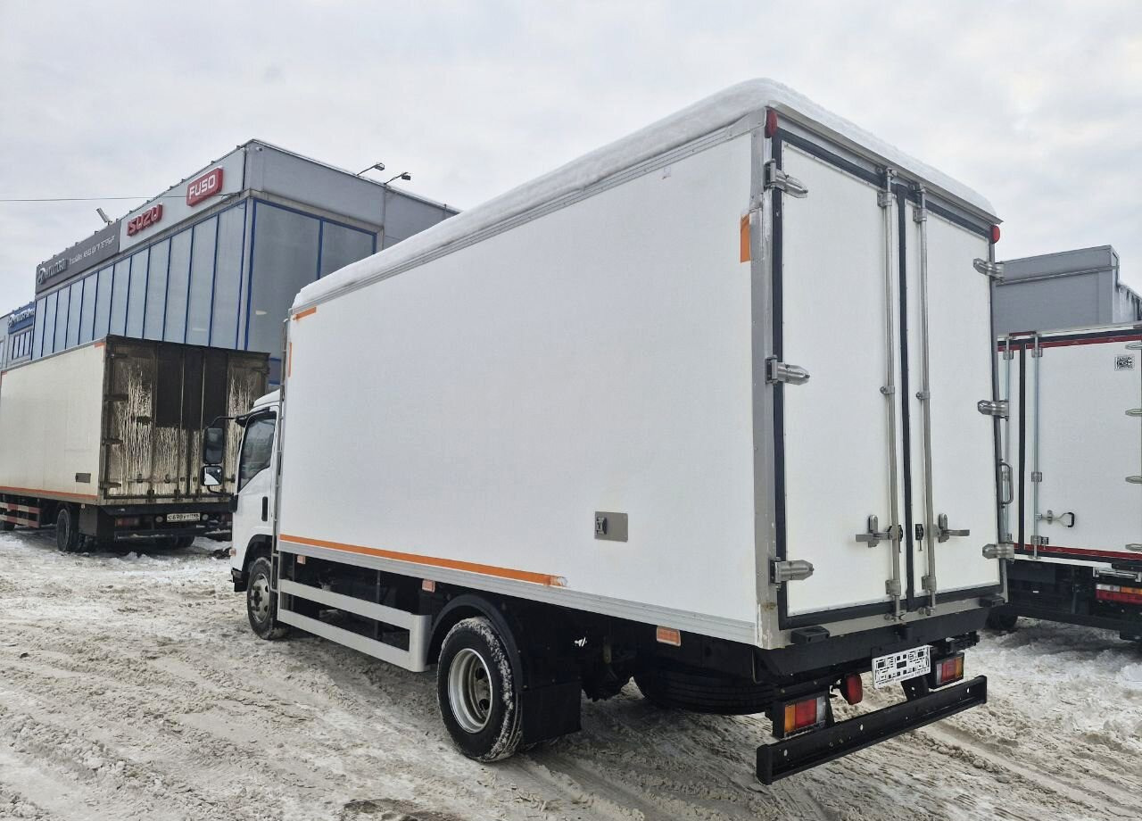 Isuzu Elf - Рефрижератор: фото 3 Isuzu Elf - Рефрижератор: фото 3