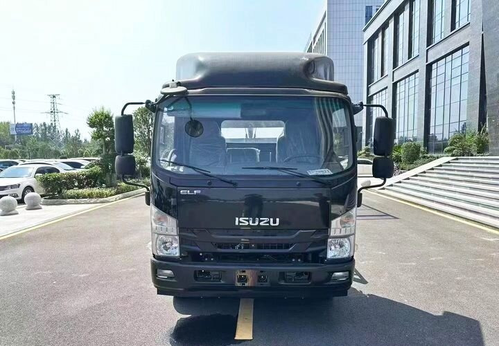 Isuzu Elf - Эвакуатор: фото 5 Isuzu Elf - Эвакуатор: фото 5