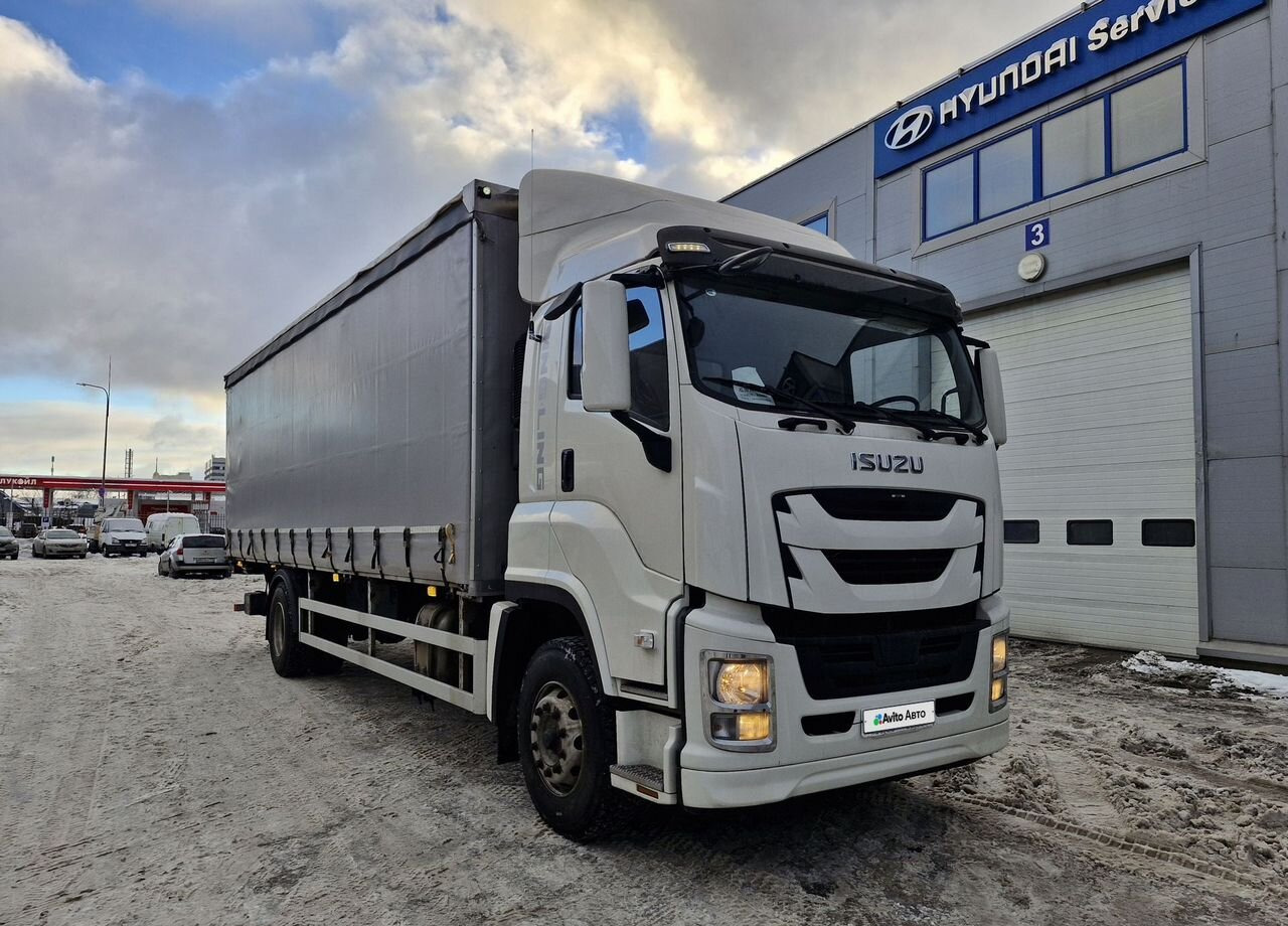 Isuzu Forward (F-Series) - Тентованный грузовик: фото 2 Isuzu Forward (F-Series) - Тентованный грузовик: фото 2