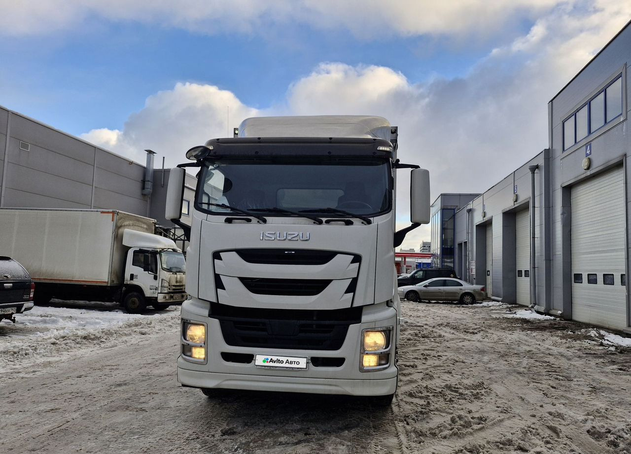 Isuzu Forward (F-Series) - Тентованный грузовик: фото 4 Isuzu Forward (F-Series) - Тентованный грузовик: фото 4