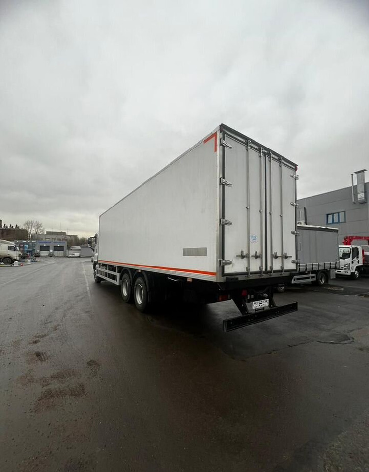 Isuzu Forward (F-Series) - Рефрижератор: фото 5 Isuzu Forward (F-Series) - Рефрижератор: фото 5