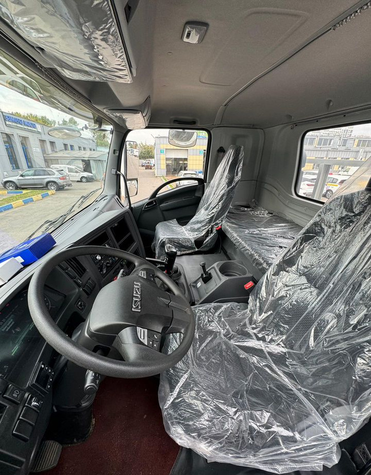 Новый Тентованный грузовик Isuzu Forward: фото 17