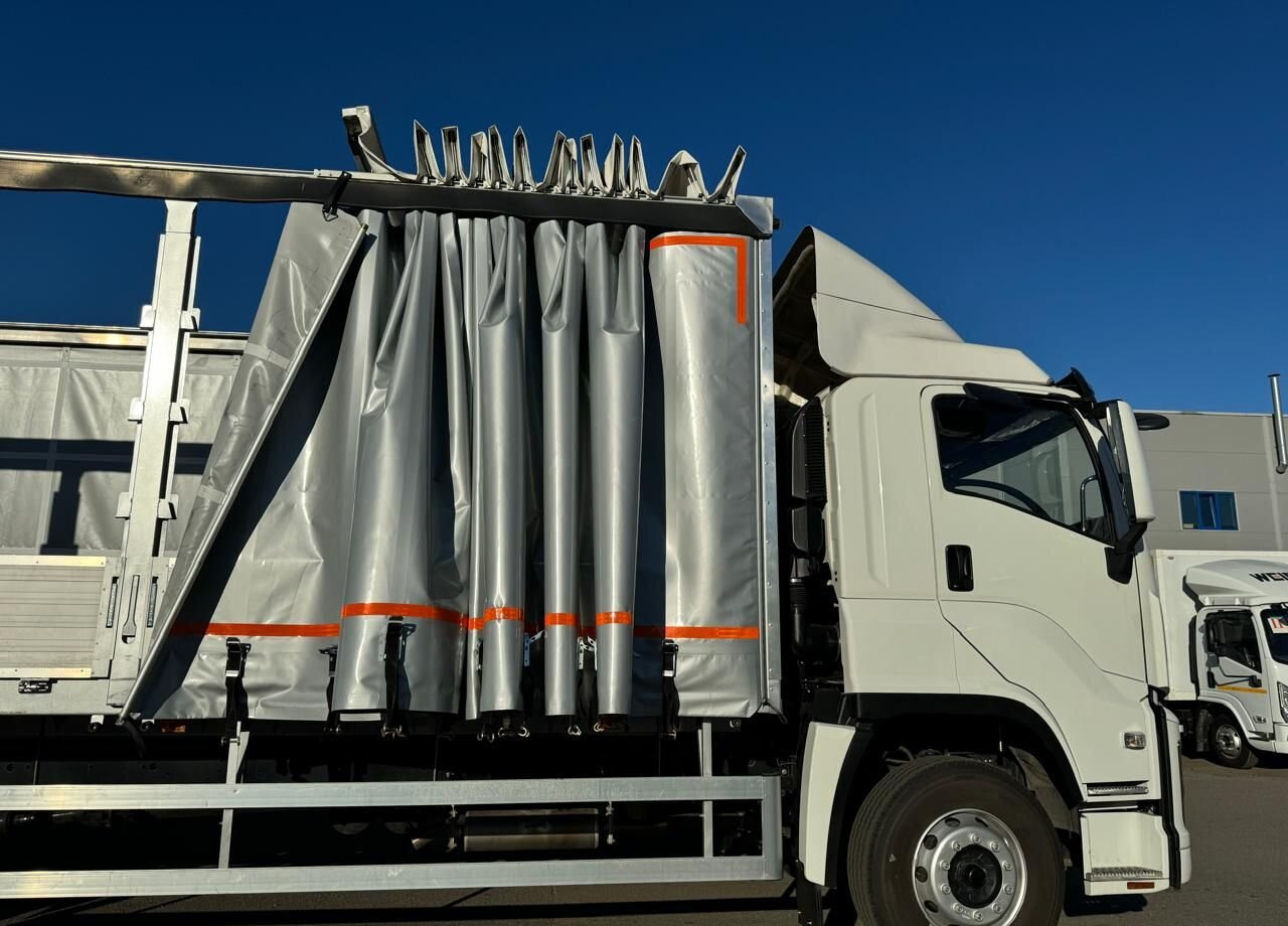 Новый Тентованный грузовик Isuzu Forward: фото 9