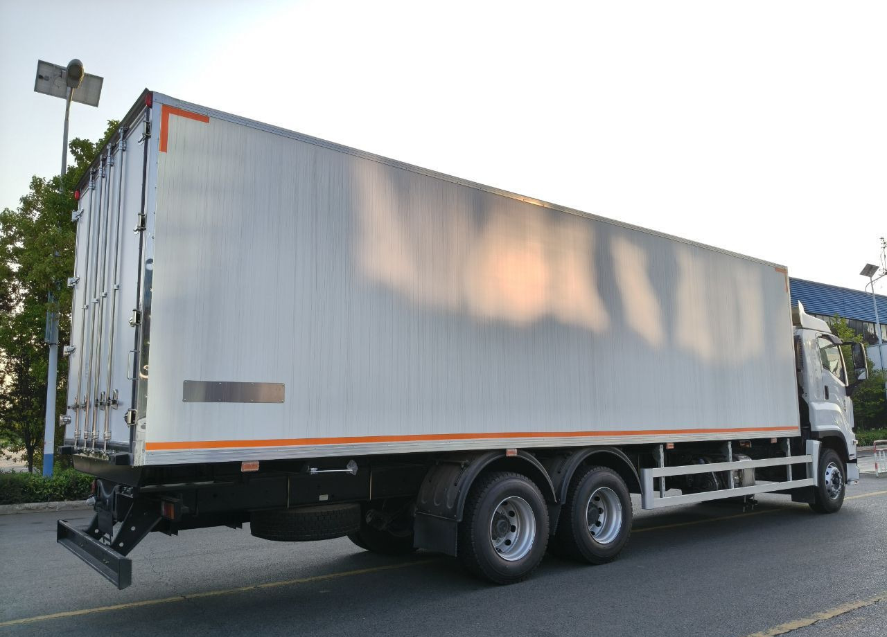 Новый Рефрижератор Isuzu Giga (C-series): фото 12