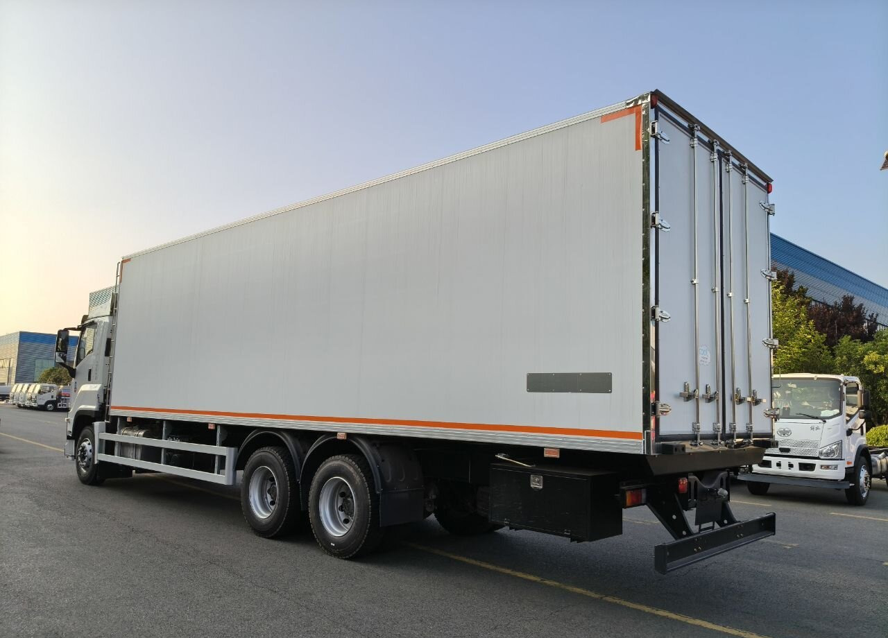 Новый Рефрижератор Isuzu Giga (C-series): фото 11