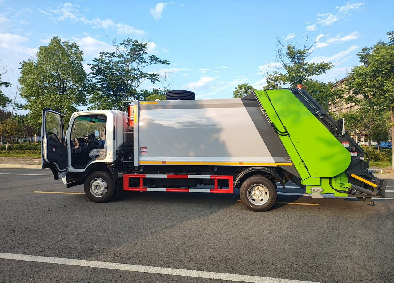 Isuzu NQR90 L-H - Мусоровоз: фото 3 Isuzu NQR90 L-H - Мусоровоз: фото 3