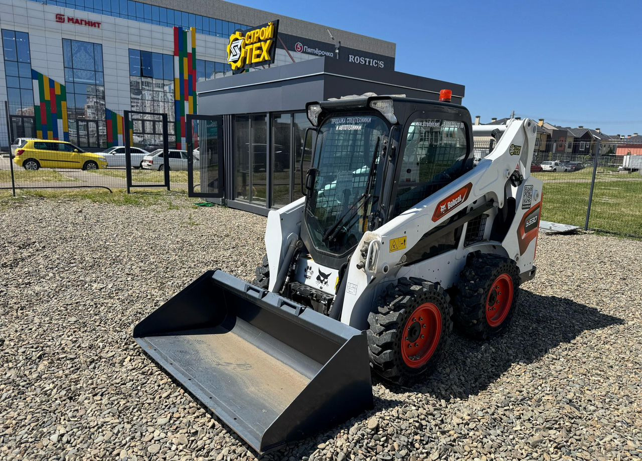 Bobcat 530 - Мини-погрузчик с бортовым поворотом: фото 5 Bobcat 530 - Мини-погрузчик с бортовым поворотом: фото 5