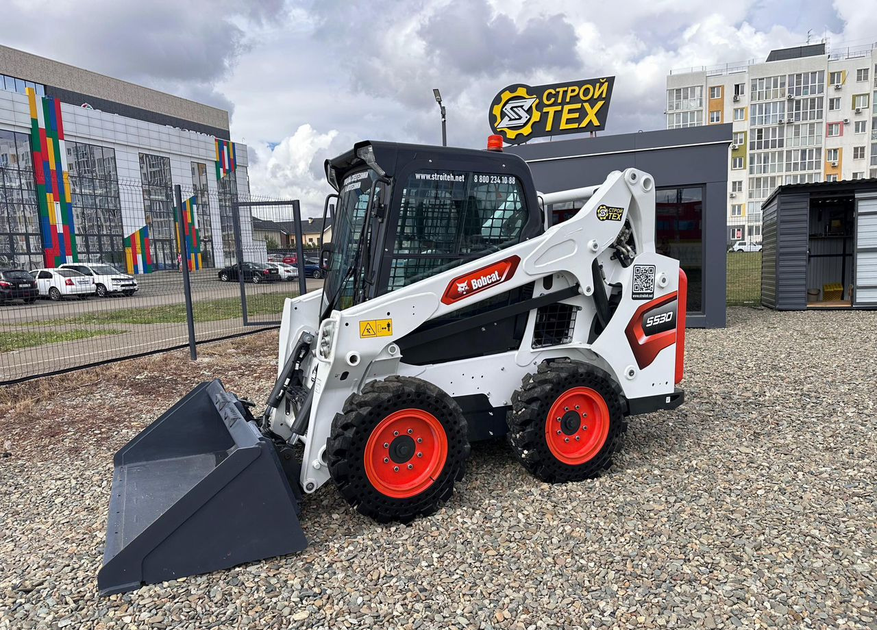 Bobcat S530 - Мини-погрузчик с бортовым поворотом: фото 5 Bobcat S530 - Мини-погрузчик с бортовым поворотом: фото 5