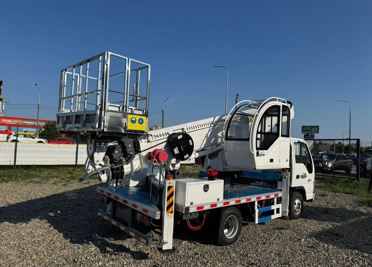 Новый Грузовик с подъемником Isuzu Elf 5.2 (автогидроподъемник): фото 9