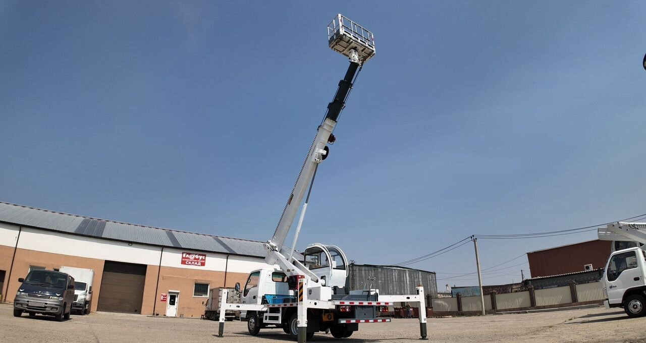 Новый Грузовик с подъемником Isuzu Elf 5.2 (автогидроподъемник): фото 6