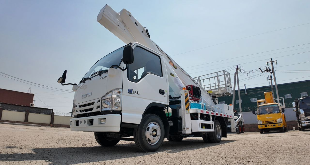 Isuzu Elf 5.2 (автогидроподъемник) - Грузовик с подъемником: фото 1 Isuzu Elf 5.2 (автогидроподъемник) - Грузовик с подъемником: фото 1