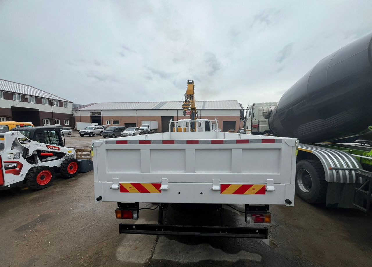 Новый Бортовой грузовик/ Платформа, Автоманипулятор Isuzu Elf: фото 9 Новый Бортовой грузовик/ Платформа, Автоманипулятор Isuzu Elf: фото 9