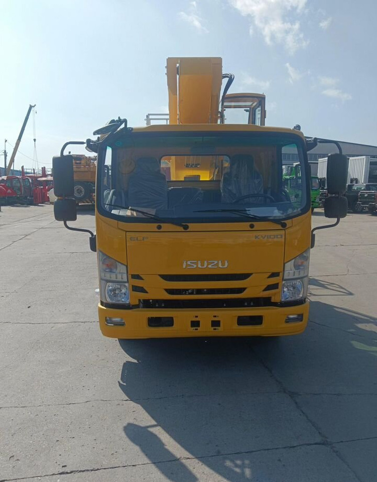 Новый Грузовик с подъемником Isuzu Elf: фото 8