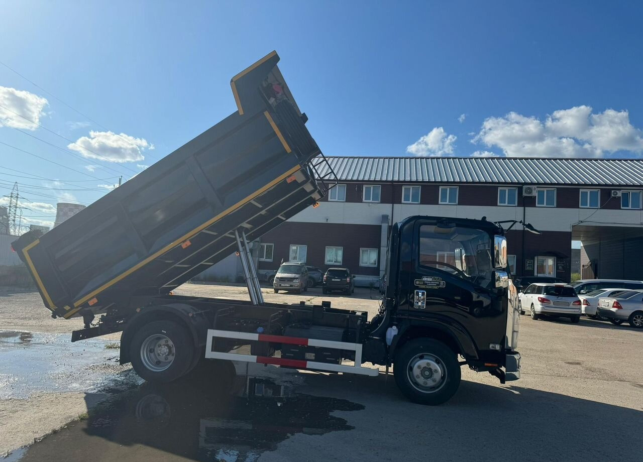 Новый Самосвал Isuzu Elf: фото 7 Новый Самосвал Isuzu Elf: фото 7