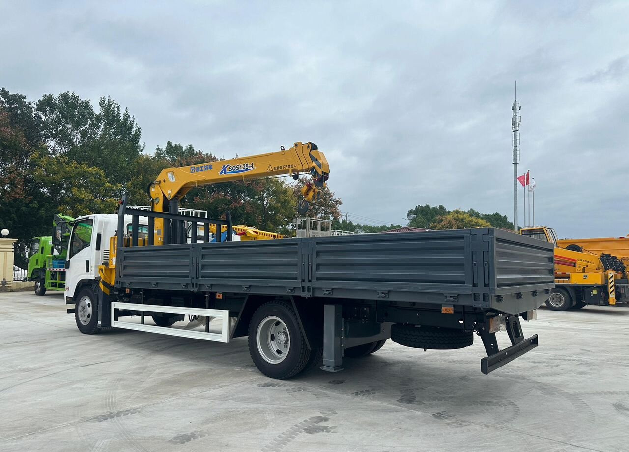 Новый Грузовик бортовой/ Платформа, Автоманипулятор Isuzu Elf: фото 7