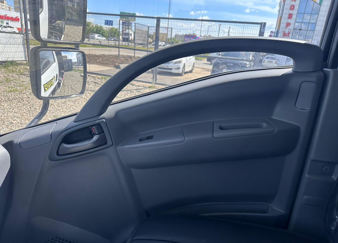 Новый Самосвал Isuzu Elf: фото 16 Новый Самосвал Isuzu Elf: фото 16