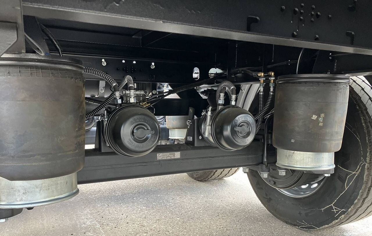 Новый Полуприцеп-контейнеровоз/ Сменный кузов Амкар (Автомастер) AM 9460-33 S: фото 11 Новый Полуприцеп-контейнеровоз/ Сменный кузов Амкар (Автомастер) AM 9460-33 S: фото 11