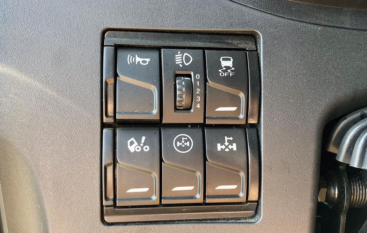 Новый Самосвал FAW J6P CA3250: фото 32