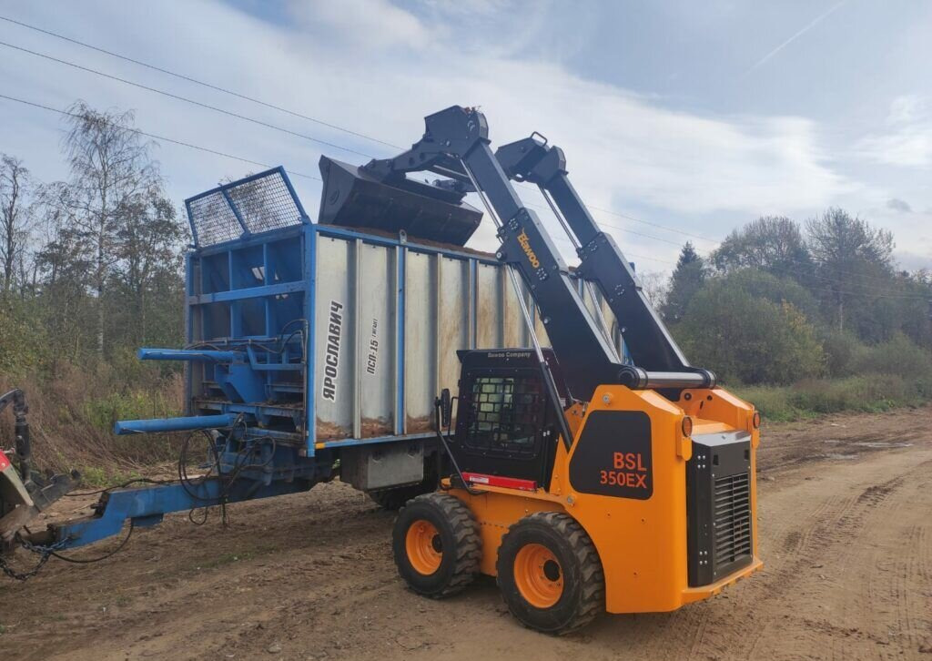 Bawoo BSL350EX - Мини-погрузчик с бортовым поворотом: фото 1 Bawoo BSL350EX - Мини-погрузчик с бортовым поворотом: фото 1