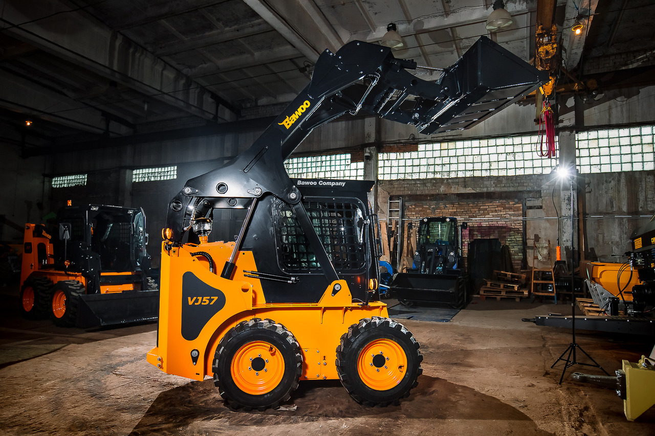 Bawoo Bawoo VJ57 - Мини-погрузчик с бортовым поворотом: фото 1 Bawoo Bawoo VJ57 - Мини-погрузчик с бортовым поворотом: фото 1