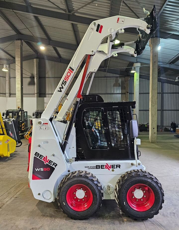 Новый Мини-погрузчик с бортовым поворотом Beaver WS50: фото 12