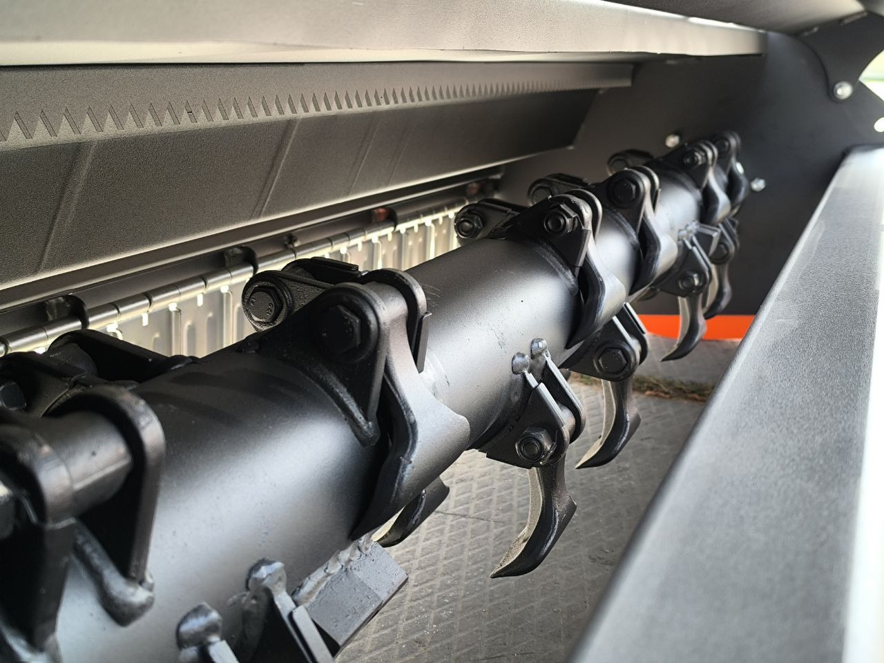 DOBERKMET AFT 205 - Косилка-измельчитель/ Мульчер: фото 2 DOBERKMET AFT 205 - Косилка-измельчитель/ Мульчер: фото 2