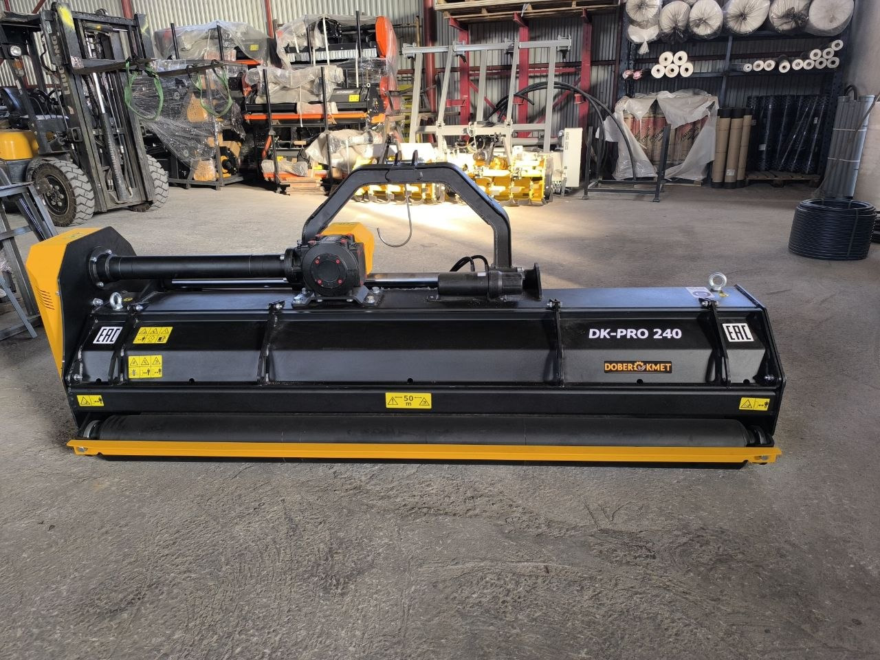 DOBERKMET DK PRO 240 - Косилка-измельчитель/ Мульчер: фото 1 DOBERKMET DK PRO 240 - Косилка-измельчитель/ Мульчер: фото 1