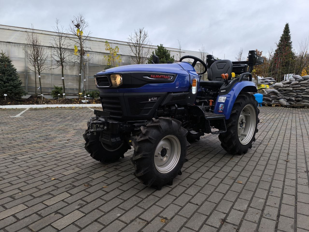Farmtraс ATOM 26 - Минитрактор: фото 1 Farmtraс ATOM 26 - Минитрактор: фото 1