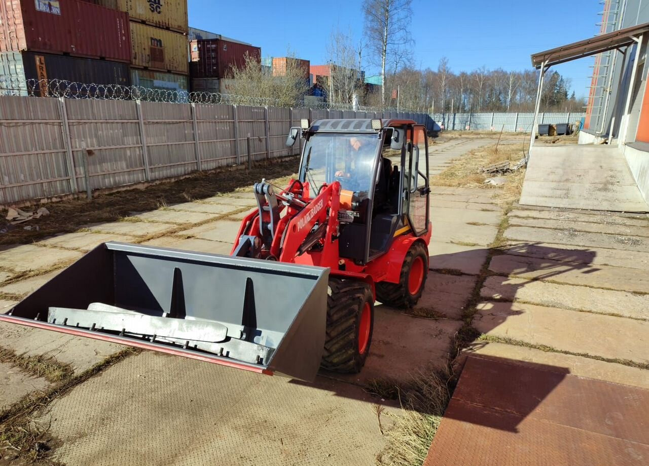Новый Компактный фронтальный погрузчик Polar Badger WL50: фото 9 Новый Компактный фронтальный погрузчик Polar Badger WL50: фото 9