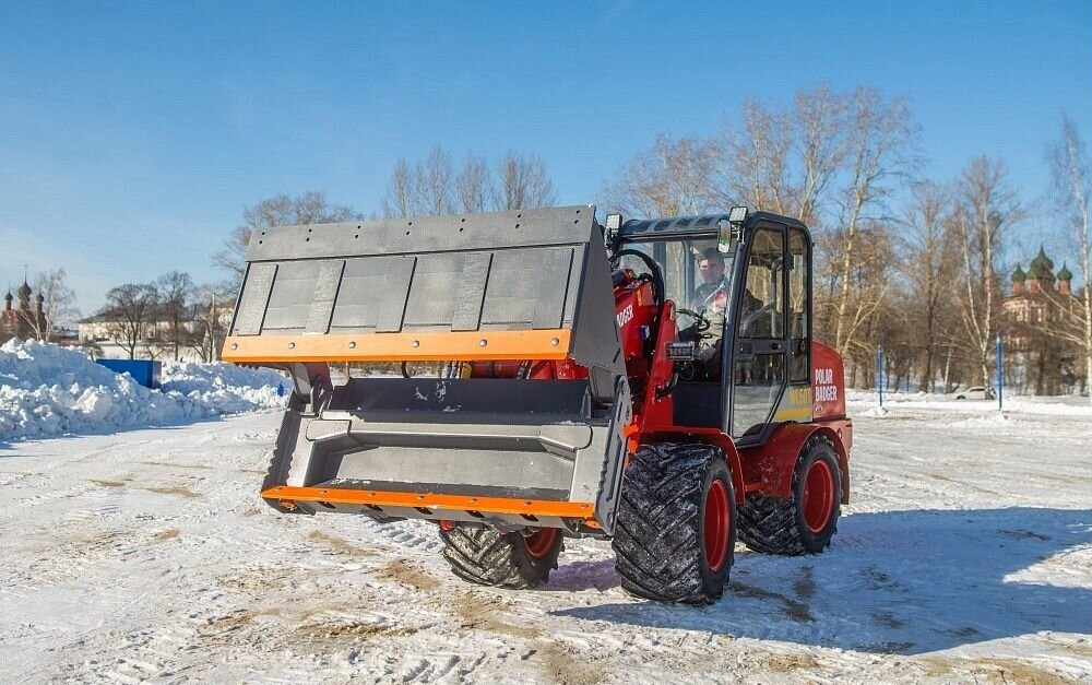 Polar Badger WL50A - Компактный фронтальный погрузчик: фото 1 Polar Badger WL50A - Компактный фронтальный погрузчик: фото 1