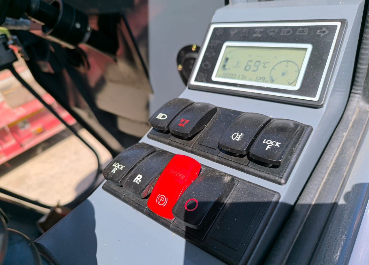 Новый Компактный фронтальный погрузчик Taian DY1150: фото 7