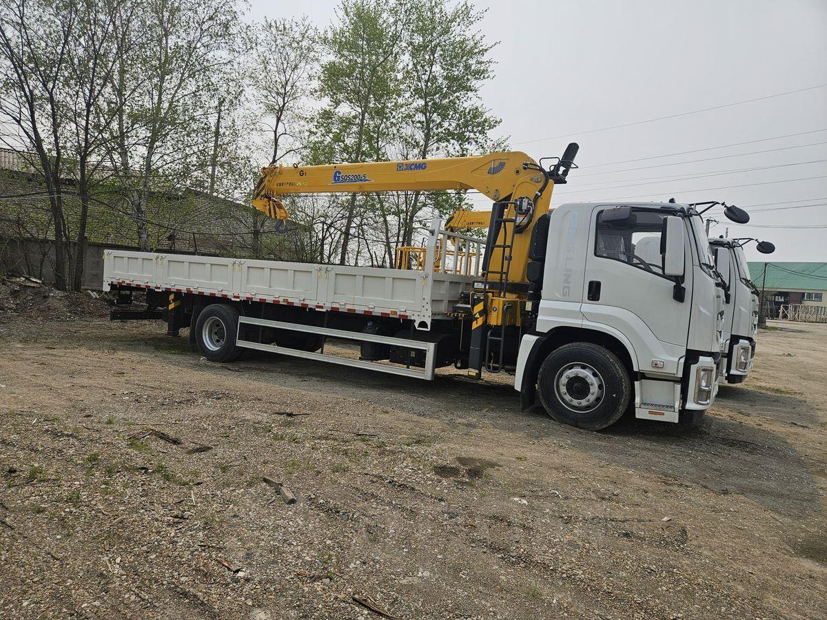 Isuzu Giga - Автоманипулятор, Грузовик бортовой/ Платформа: фото 2 Isuzu Giga - Автоманипулятор, Грузовик бортовой/ Платформа: фото 2