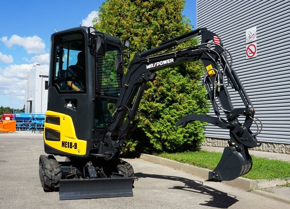 Maxpower ME18.9 - Мини-экскаватор: фото 1 Maxpower ME18.9 - Мини-экскаватор: фото 1