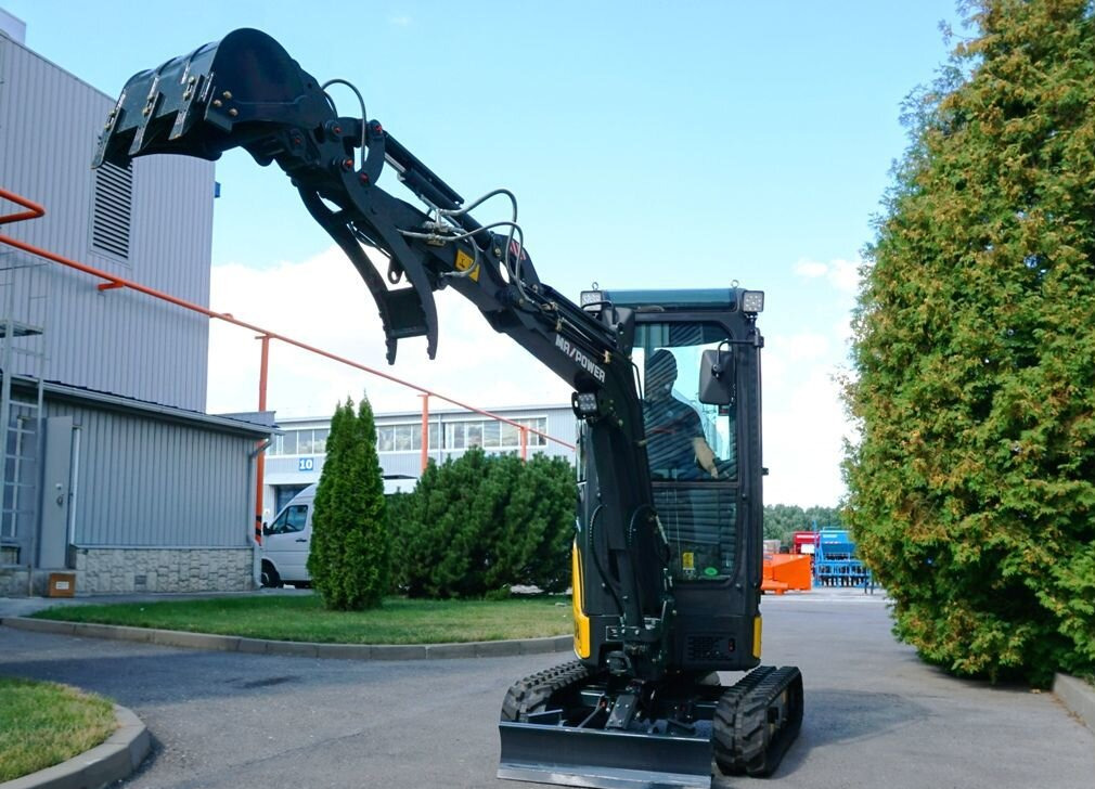 Maxpower ME18.9 - Мини-экскаватор: фото 4 Maxpower ME18.9 - Мини-экскаватор: фото 4