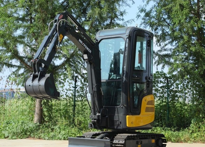 Maxpower ME18C - Мини-экскаватор: фото 1 Maxpower ME18C - Мини-экскаватор: фото 1