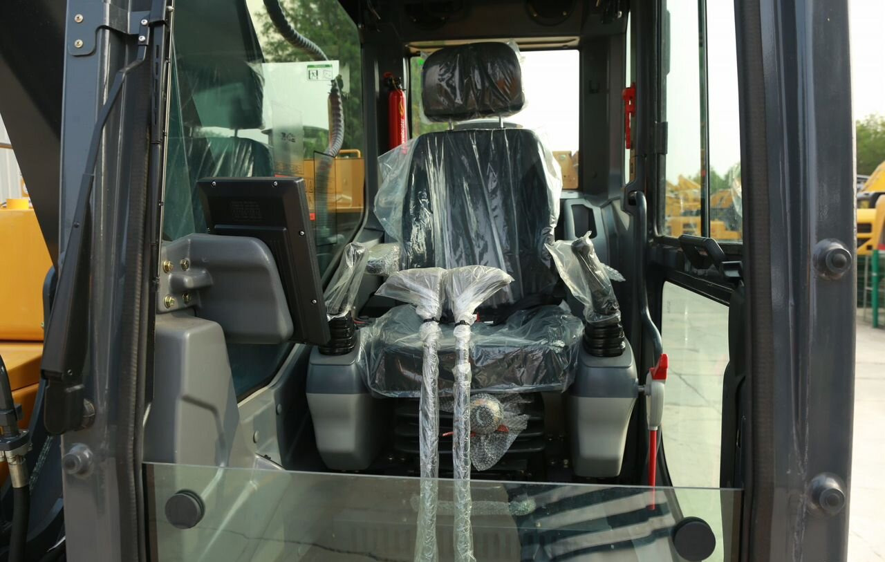 Новый Гусеничный экскаватор Maxpower ME335-8: фото 8