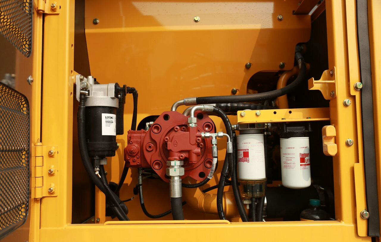 Новый Гусеничный экскаватор Maxpower ME335-8: фото 11