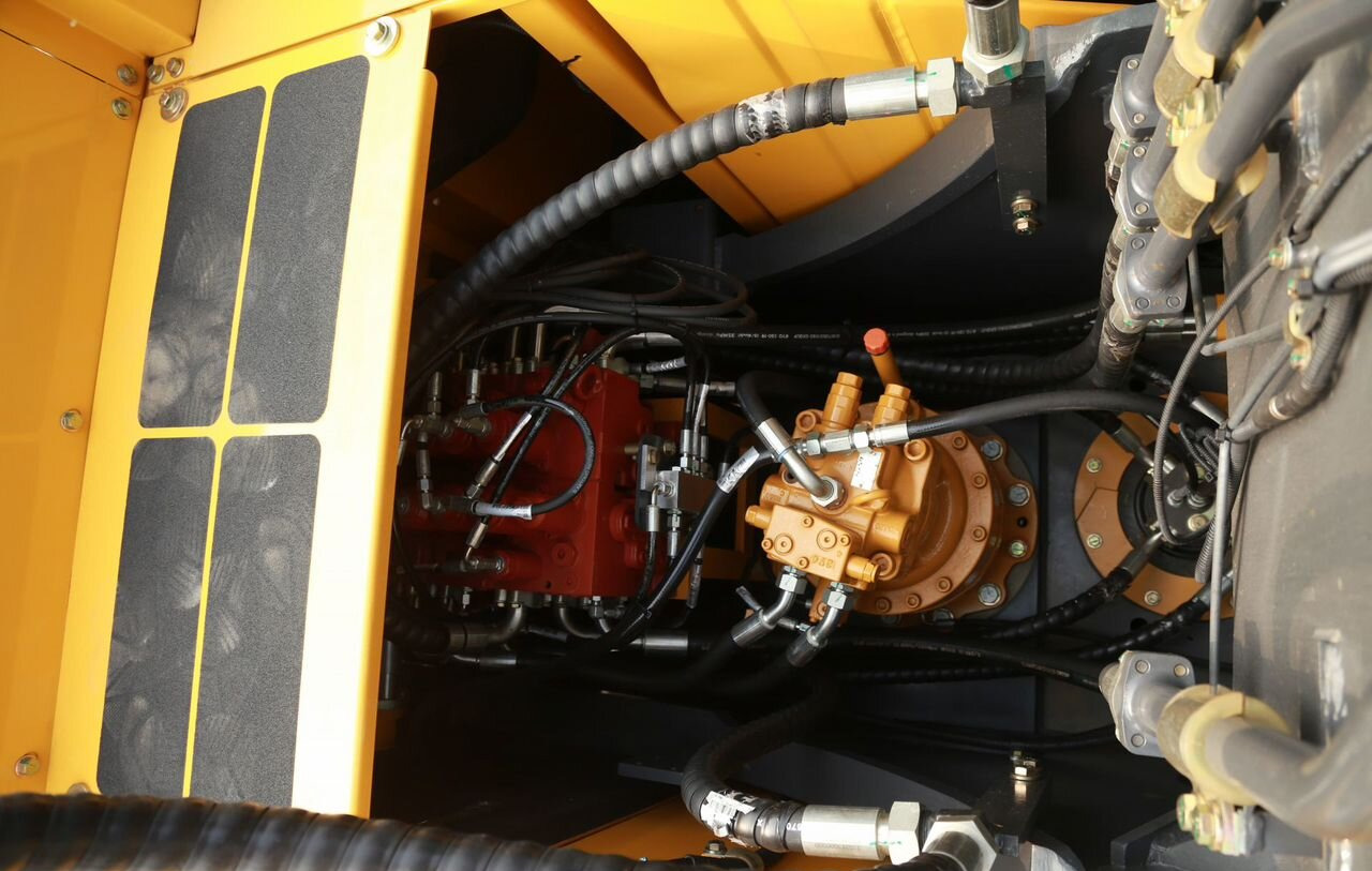 Новый Гусеничный экскаватор Maxpower ME335-8: фото 12