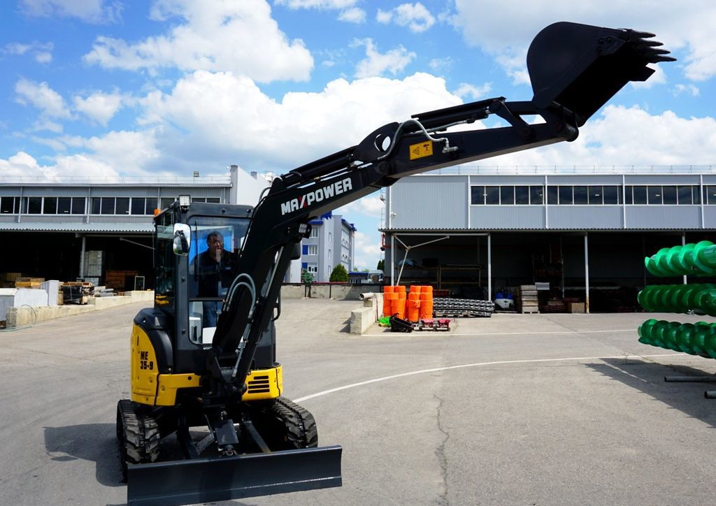 Maxpower ME35.9 - Мини-экскаватор: фото 3 Maxpower ME35.9 - Мини-экскаватор: фото 3