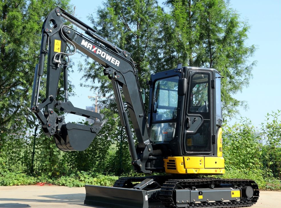 Maxpower ME35 - Мини-экскаватор: фото 1 Maxpower ME35 - Мини-экскаватор: фото 1