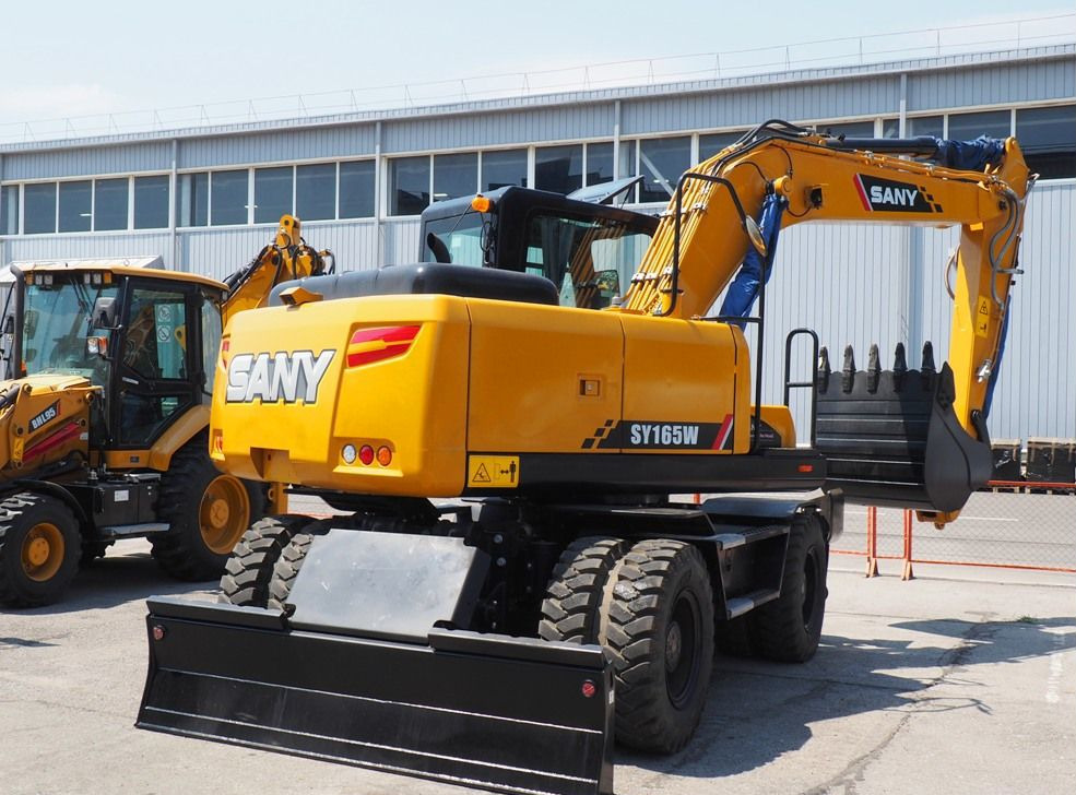 Новый Колёсный экскаватор SANY SY165W: фото 6